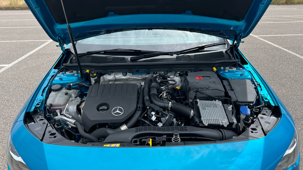 Mercedes-Benz CLA Class Cla 200 Amg Line Premium Tip Black #22