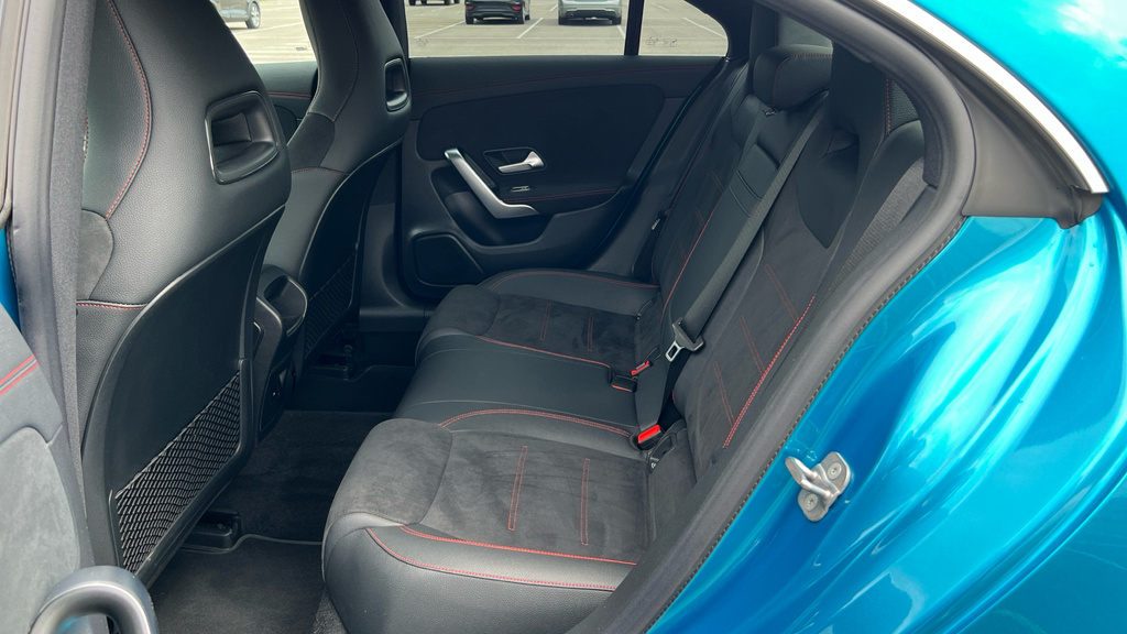 Mercedes-Benz CLA Class Cla 200 Amg Line Premium Tip Black #20