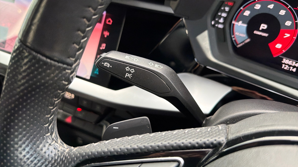 Audi A3 Hatchback 1.5 Tfsi Cod 35 Black Edition Sportback Black #35