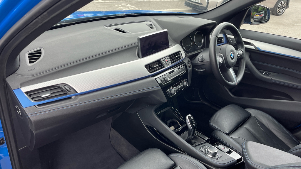 BMW X1 Se Grey #10