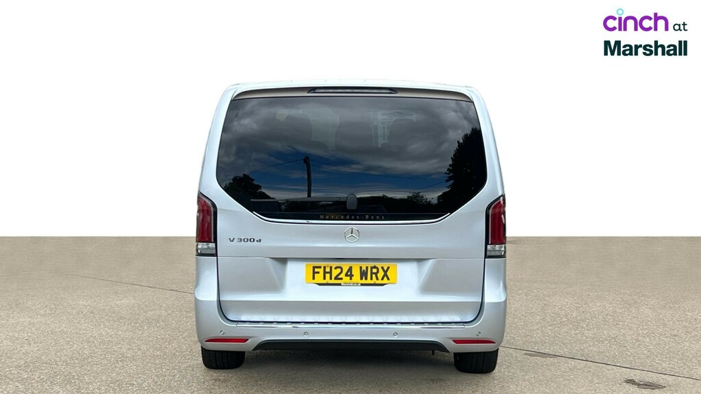 Mercedes-Benz V Class Mpv Black #4