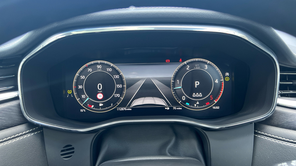 Jaguar F-Pace R-dynamic Hse Black Blue #37