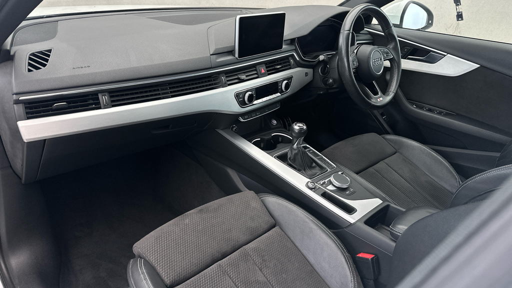 Audi A4 2.0 Tdi Grey #13