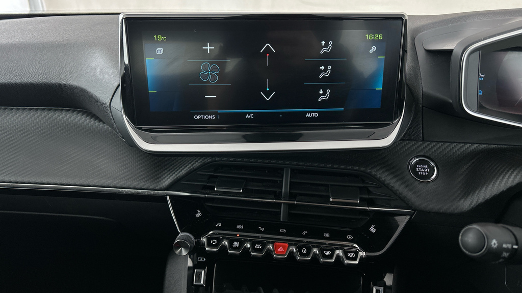 Peugeot e-2008 Suv Black #13