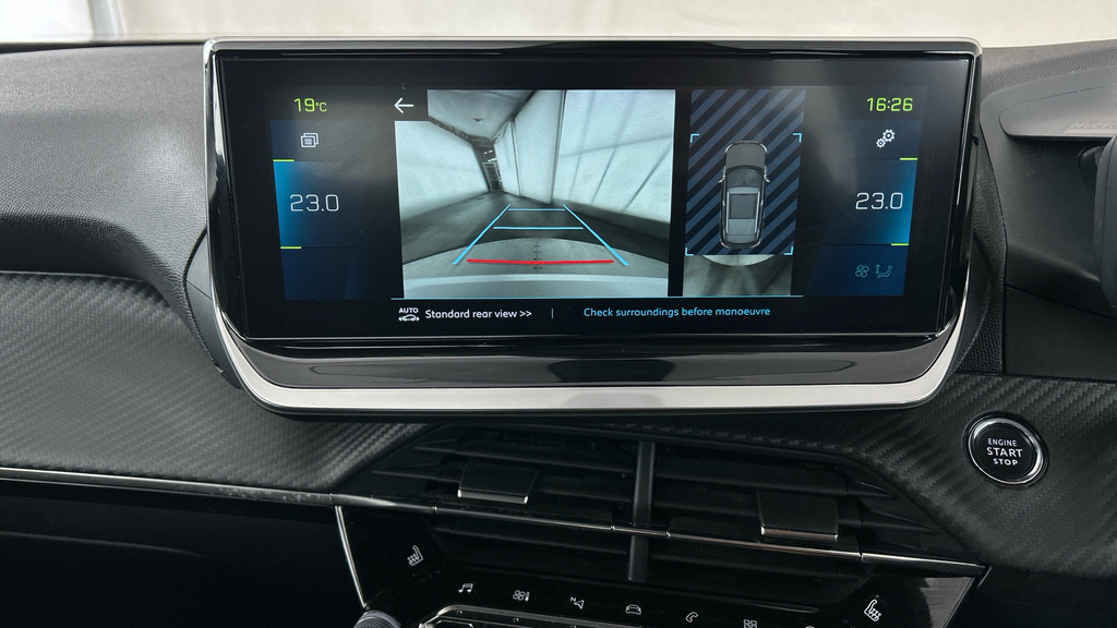 Peugeot e-2008 Suv Black #16