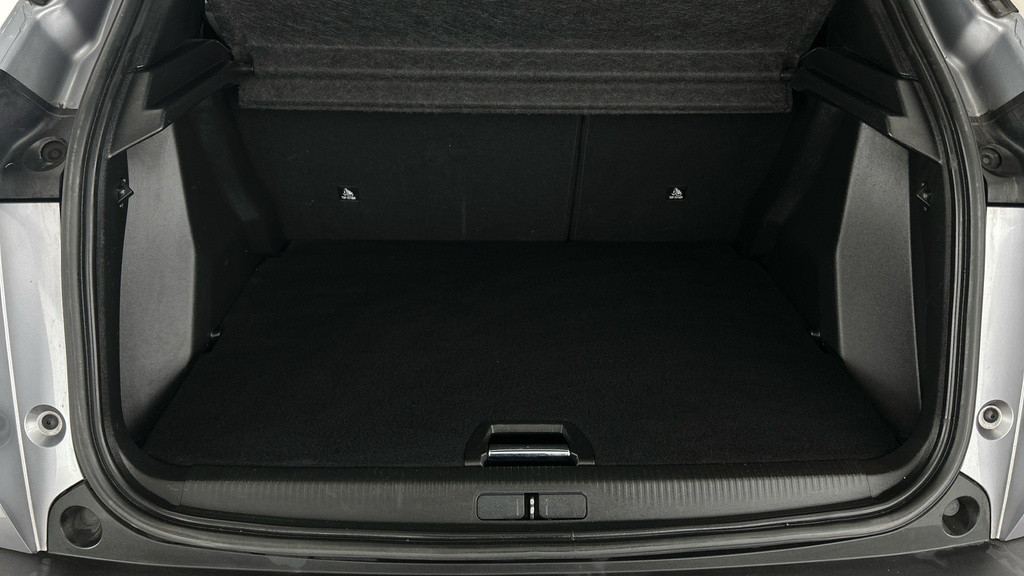 Peugeot e-2008 Suv Black #22