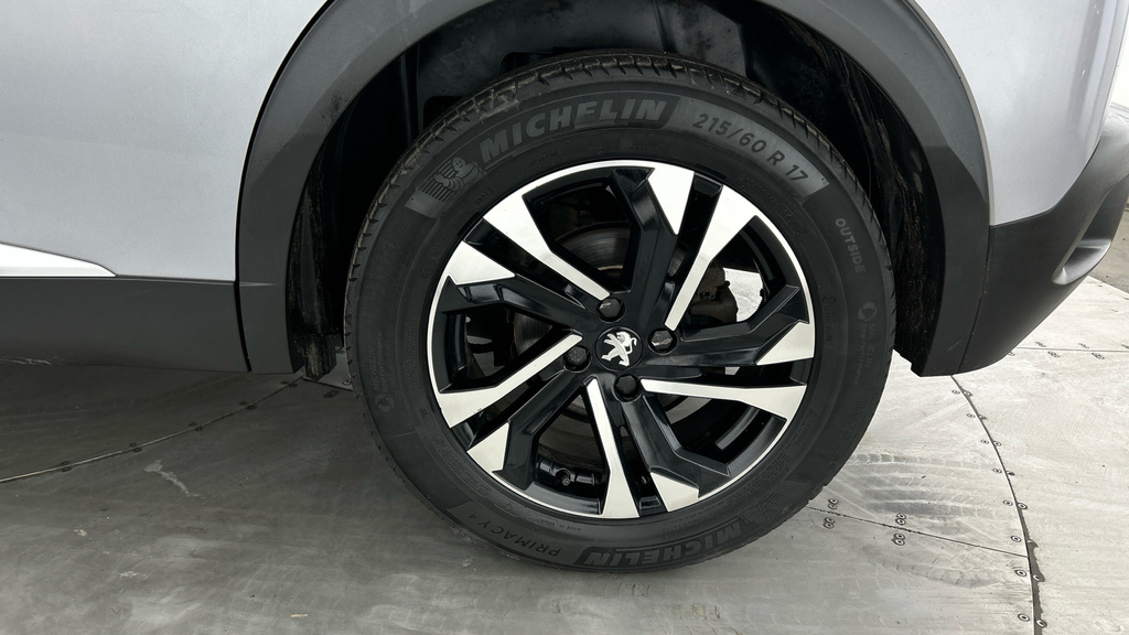 Peugeot e-2008 Suv Black #25