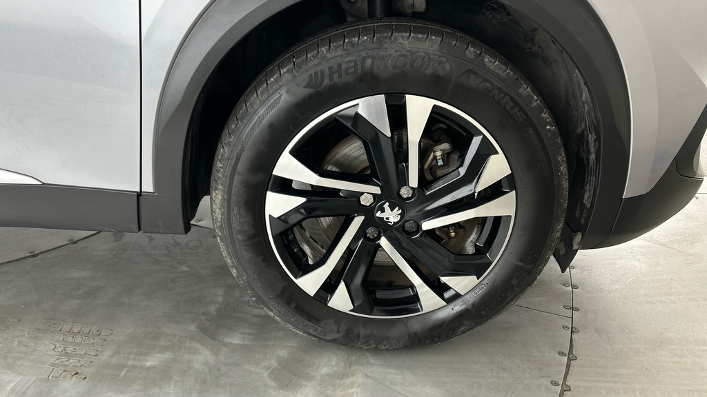 Peugeot e-2008 Suv Black #27
