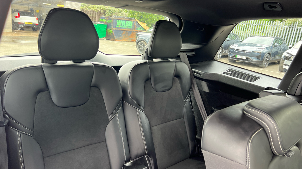 Volvo XC90 2.0 B5d 235 Plus Dark  #30