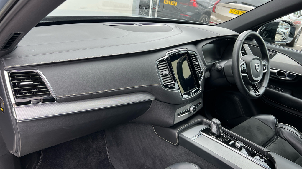 Volvo XC90 2.0 B5d 235 Plus Dark  #10