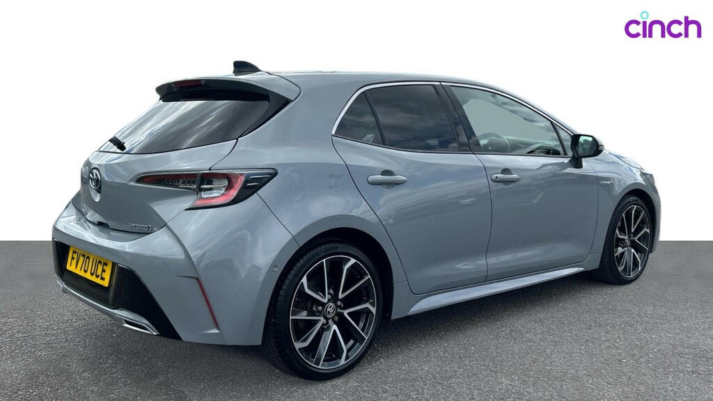 Toyota Corolla Excel White #3