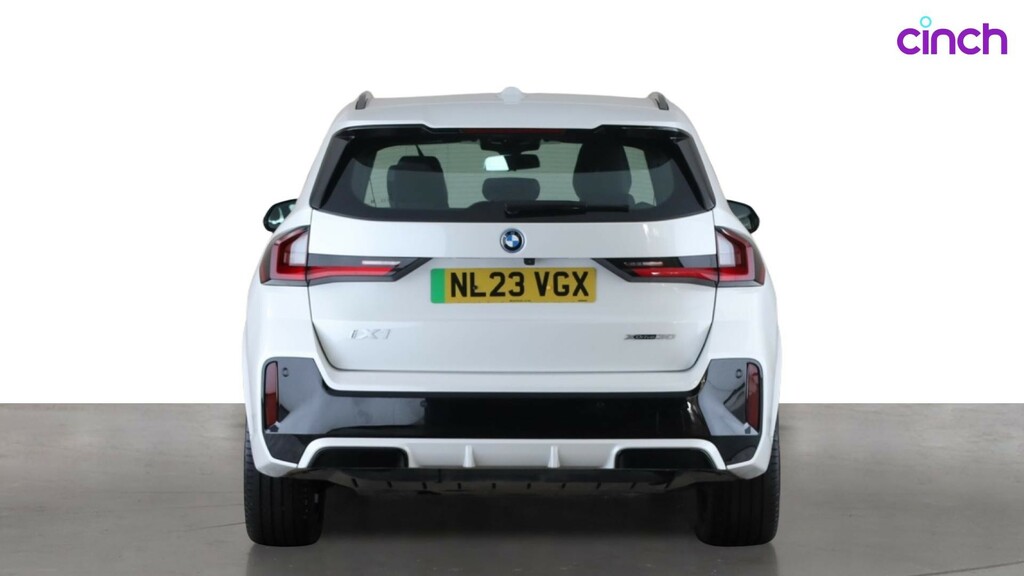 BMW iX1 M Sport White #4