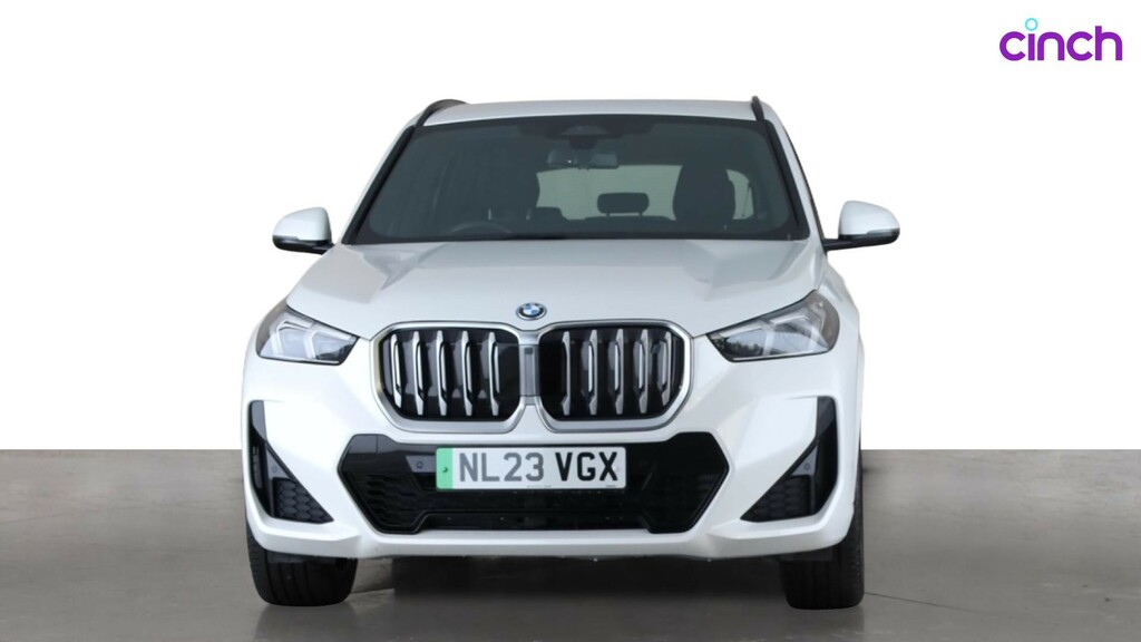 BMW iX1 M Sport White #8