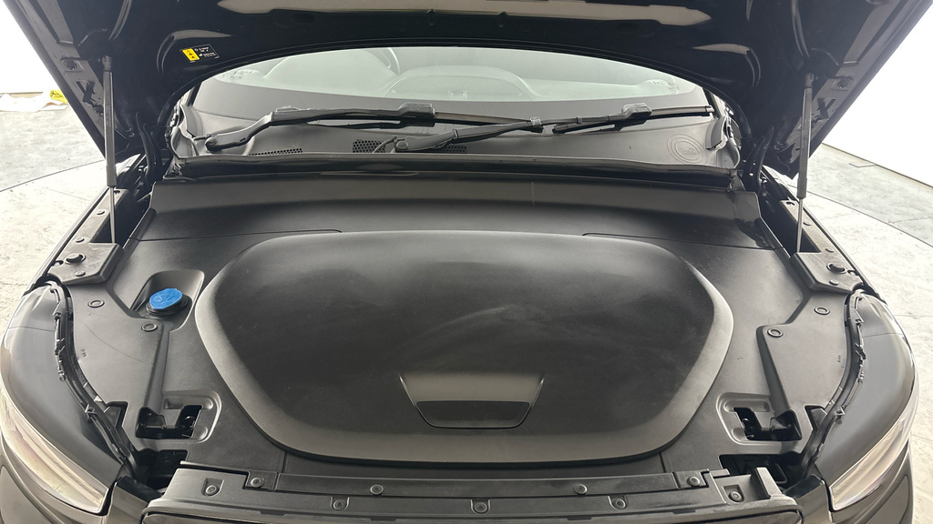 Volvo C40 Ultimate White #19