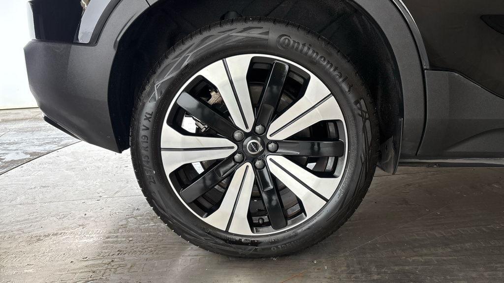 Volvo C40 Ultimate White #22