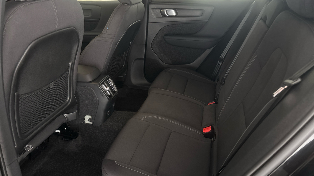 Volvo C40 Suv Black #16