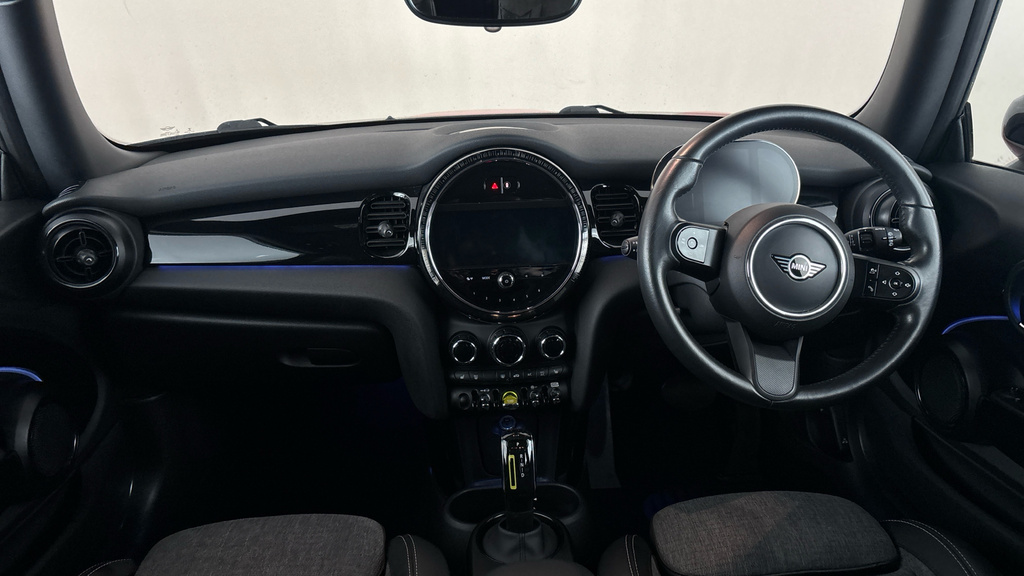Mini Hatch 1.5 Cooper Classic Premium Black #11