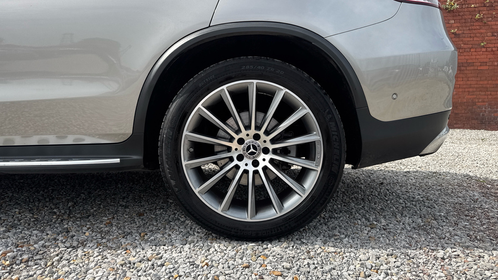 Mercedes-Benz GLC Class Black #21