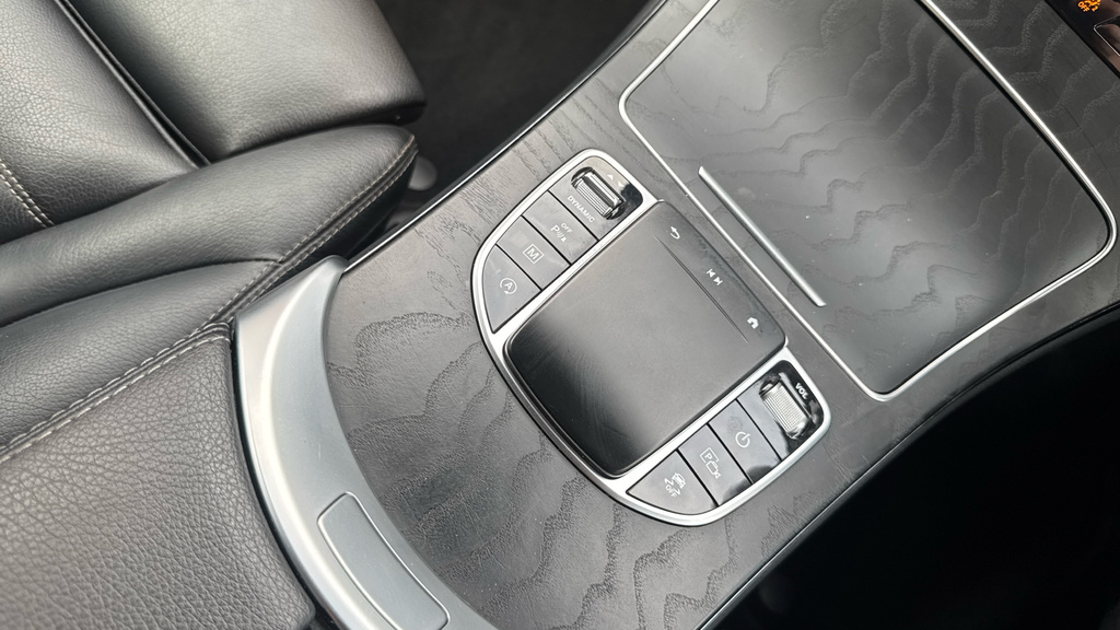 Mercedes-Benz GLC Class Black #38