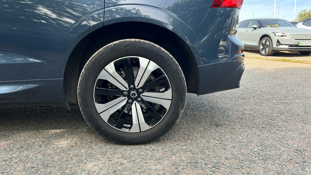Volvo XC60 Core Blue #23