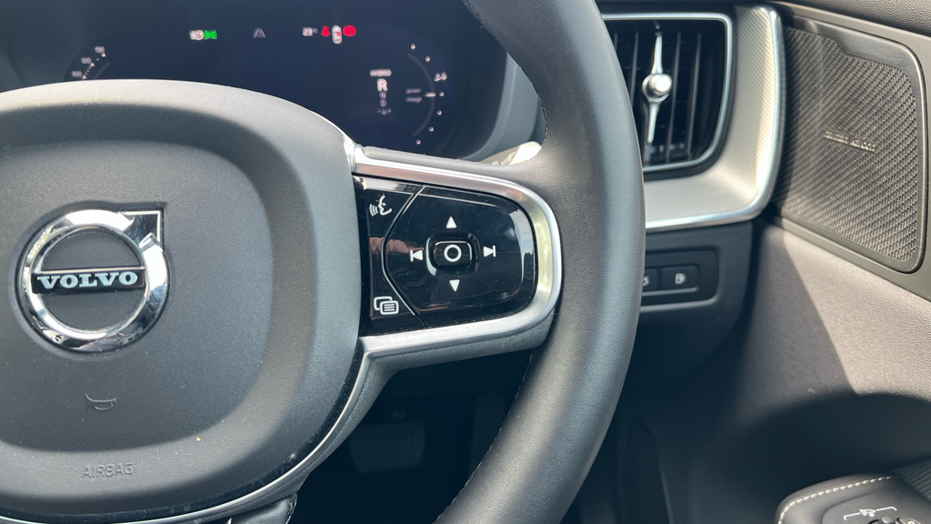 Volvo XC60 Core Blue #30