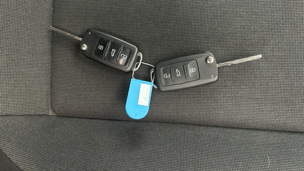 Volkswagen e-Up E-up Silver #26