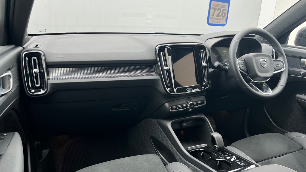 Volvo XC40 2.0 B3p Plus Dark Grey #10