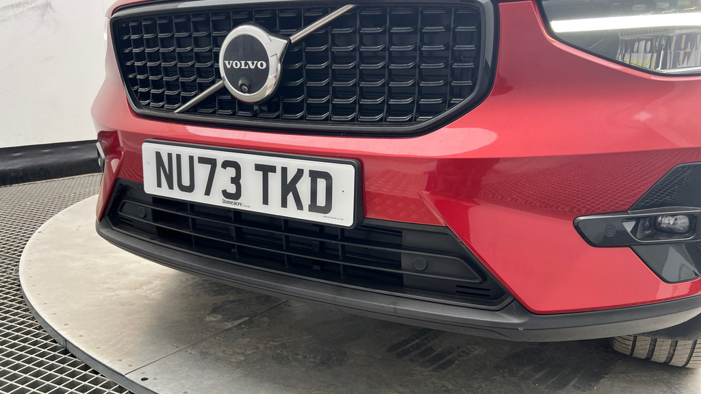 Volvo XC40 2.0 B3p Plus Dark Grey #43
