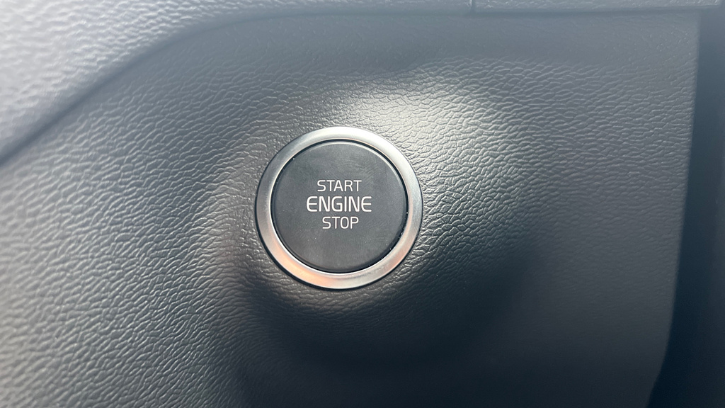 Volvo XC40 2.0 B3p Plus Dark Grey #30