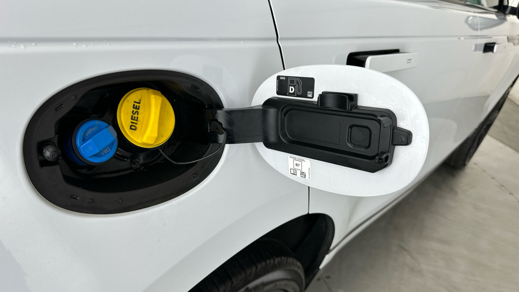 Land Rover Range Rover Velar R-dynamic S White #29
