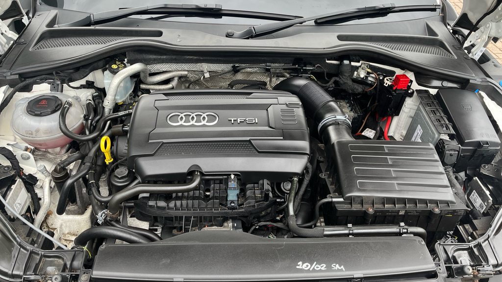 Audi TT Sport White #16