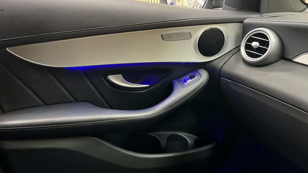 Mercedes-Benz GLC Class Amg Line Blue #39
