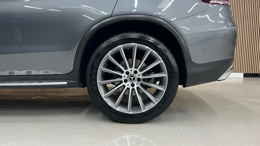 Mercedes-Benz GLC Class Amg Line Blue #22