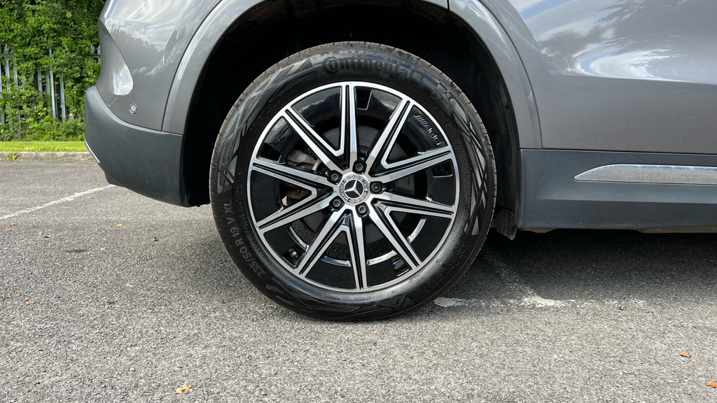 Mercedes-Benz EQA Suv YM73WLG Black #24