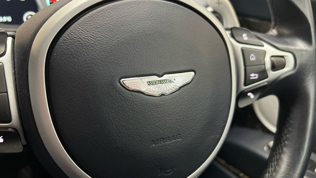 Aston Martin DB11 V8  #43