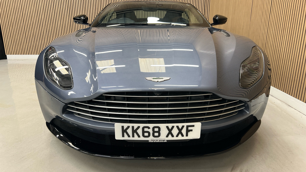 Aston Martin DB11 V8  #20