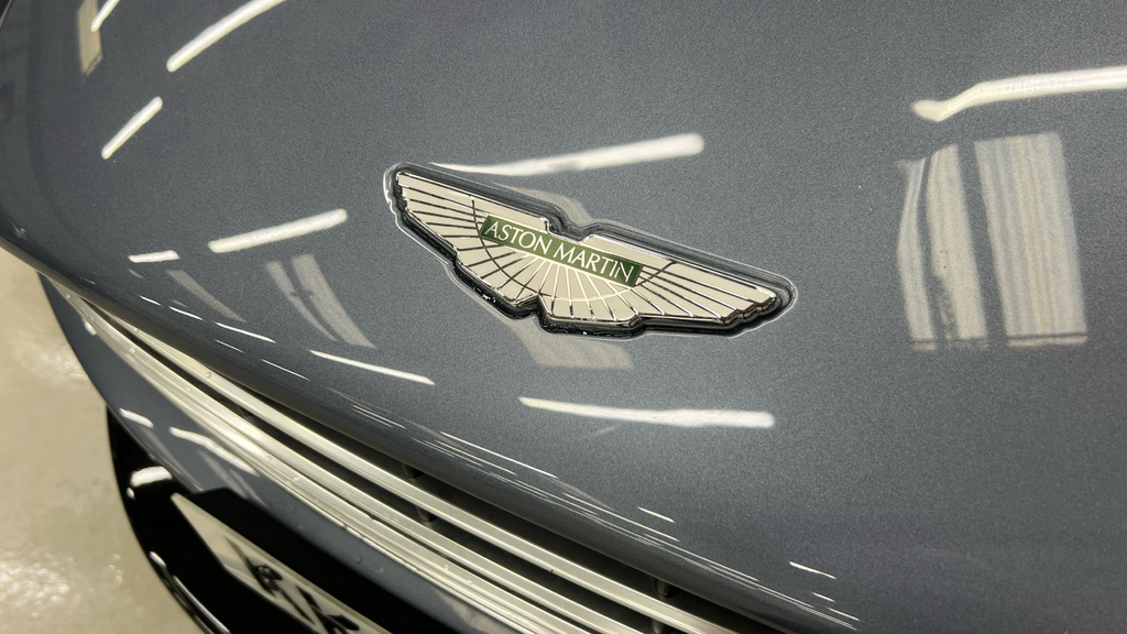 Aston Martin DB11 V8  #28