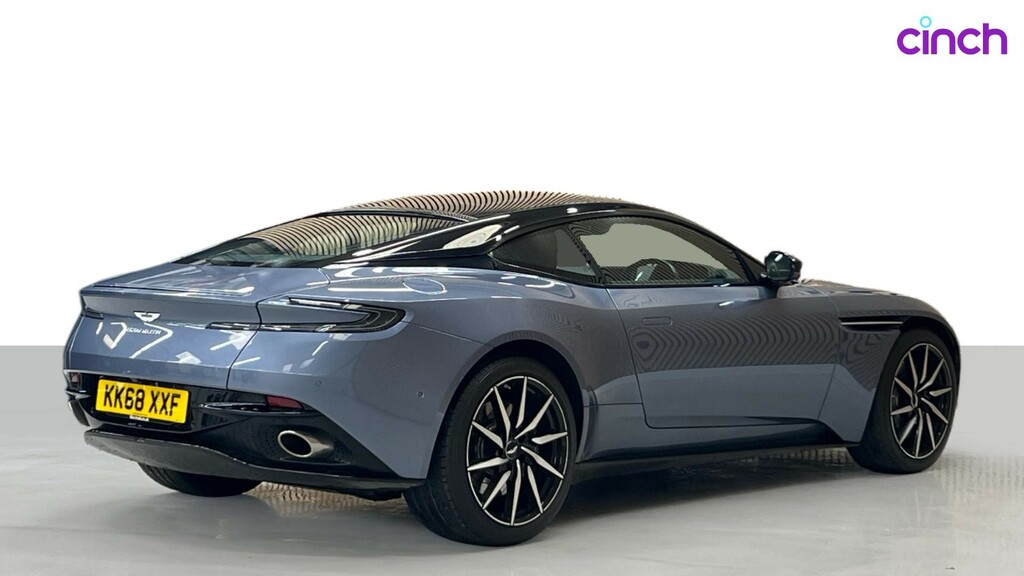 Aston Martin DB11 V8  #3