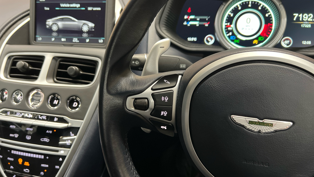 Aston Martin DB11 V8  #41