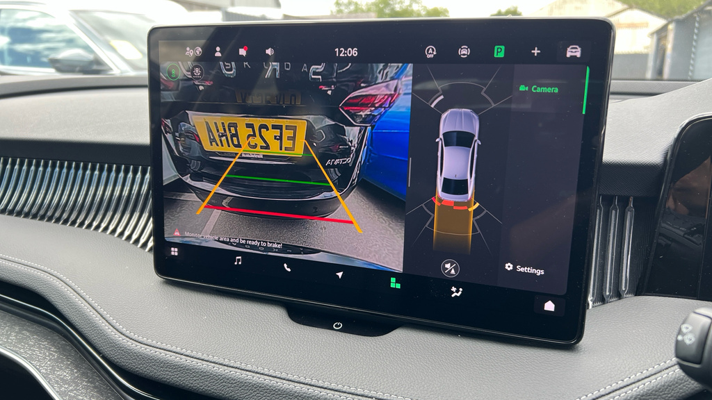 Skoda Superb Se Technology White #25