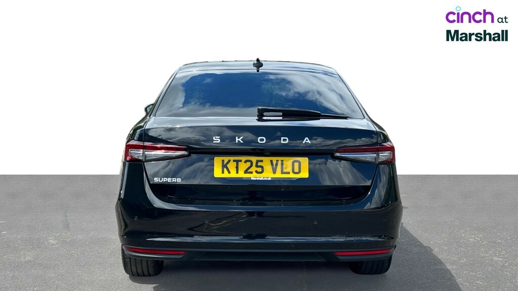 Skoda Superb Se Technology White #7