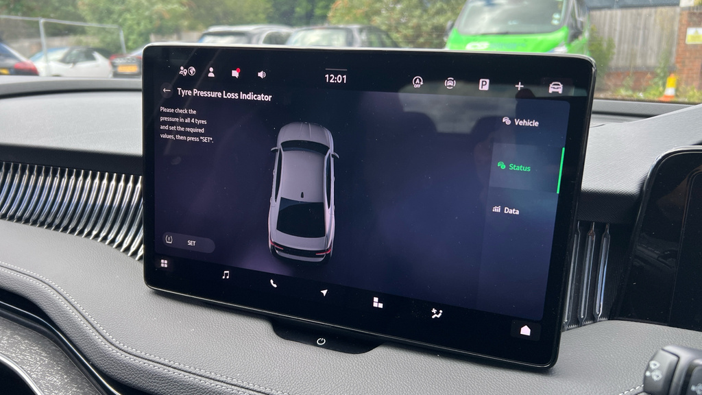 Skoda Superb Se Technology White #34