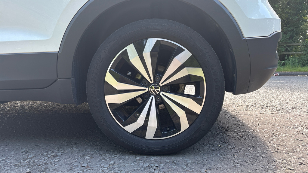 Volkswagen T-Cross Active Grey #28