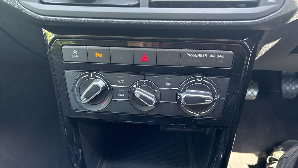 Volkswagen T-Cross Active Grey #15