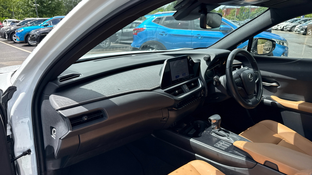 Lexus UX Ux 300E White #15