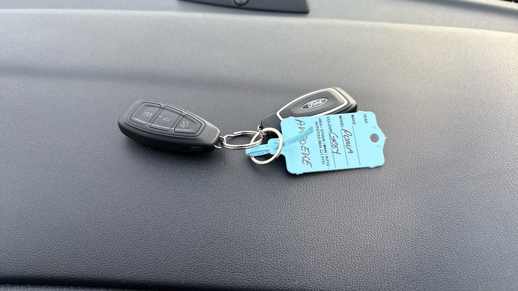 Ford Puma Titanium Silver #39