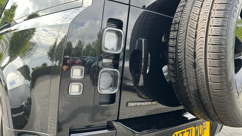 Land Rover Defender Automatic Black #57