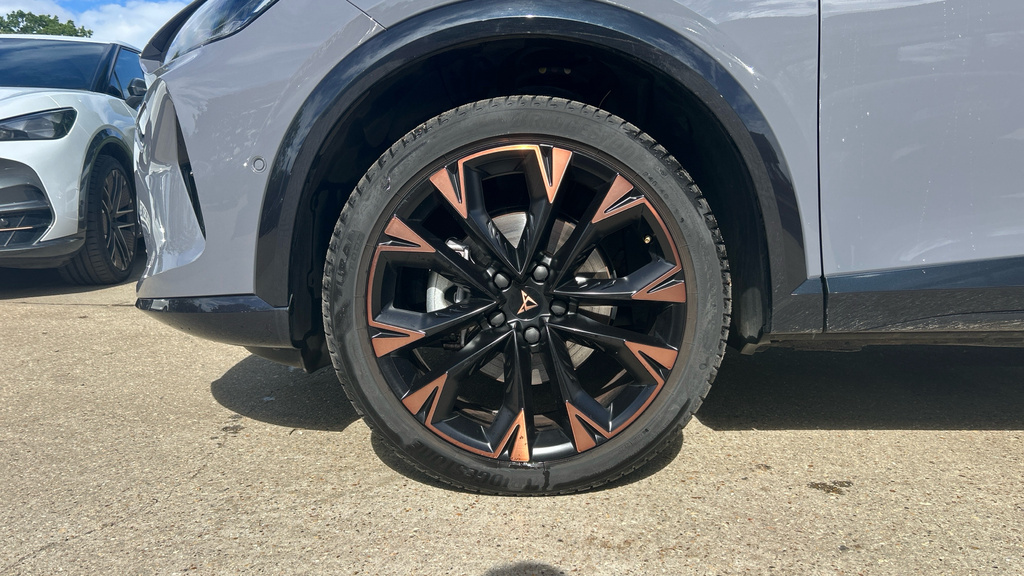 Cupra Formentor 1.5L V2 Grey #35