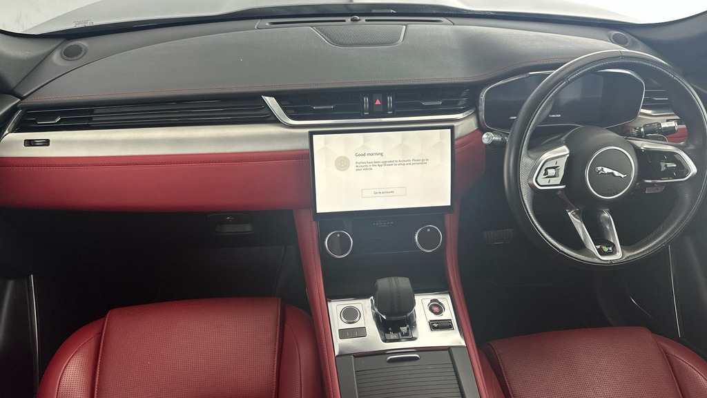 Jaguar F-Pace R-dynamic S Grey #11