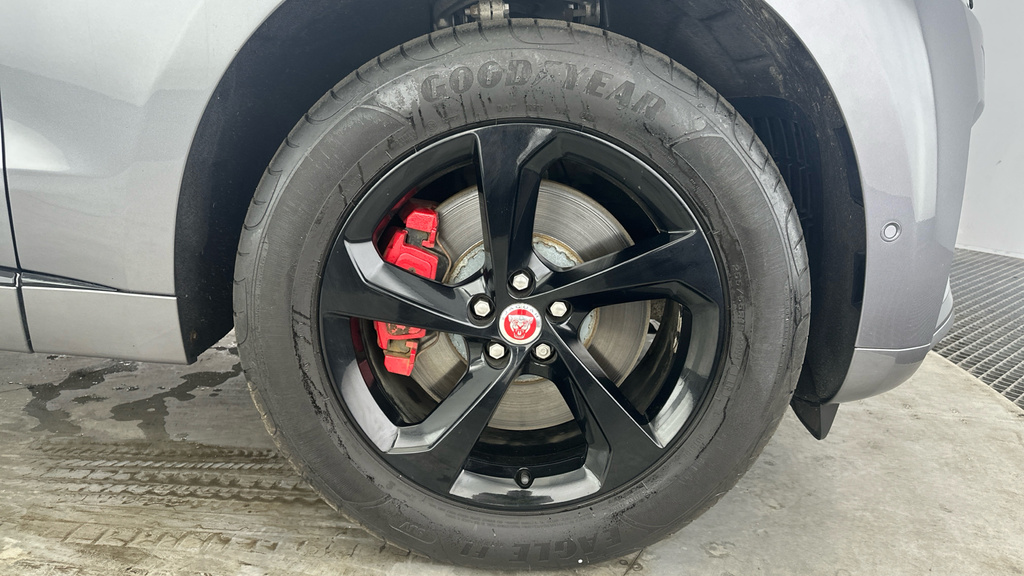 Jaguar F-Pace R-dynamic S Grey #25